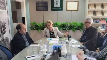 Recebemos na Sede do SINDIVET-PR a Deputada Estadual M&aacute;rcia Hu&ccedil;ulak e sua Equipe | Not&iacute;cias