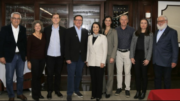 Cerim&ocirc;nia de posse da nova diretoria e do conselho fiscal para a gest&atilde;o 2025-2028 SINDIVET-PR | Not&iacute;cias
